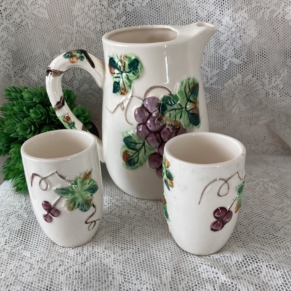 Vintage MCM Ceramic Pitcher and 2 Water Glasses. Made in Japan. - Picture 2 of 6
